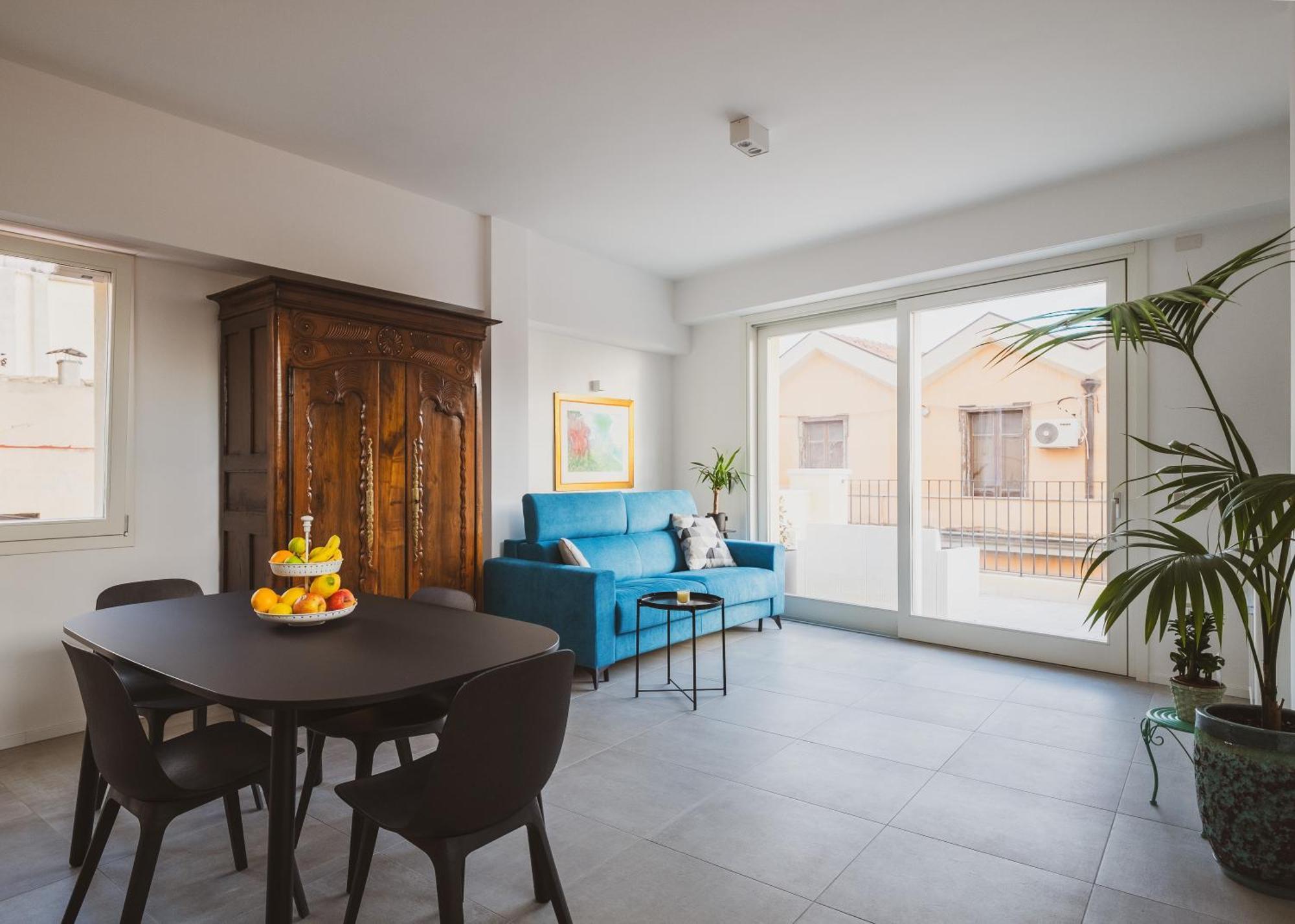 Luxury Suite La Terrazza In Pieno Centro In Cagliari Exterior photo
